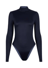 #color_Nero/Titanium