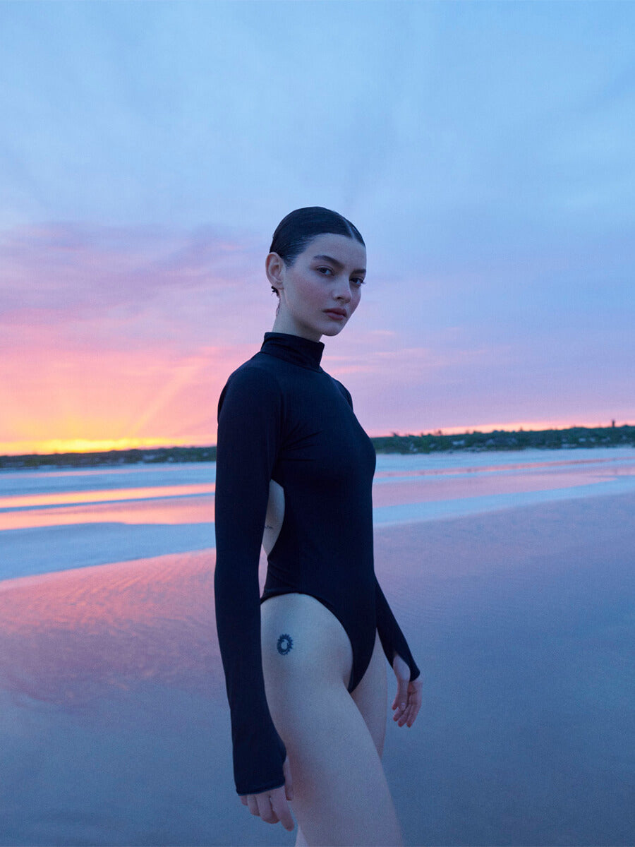 #color_Nero/Titanium