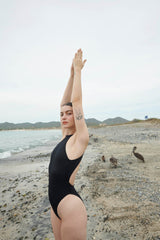 #color_Nero/Titanium