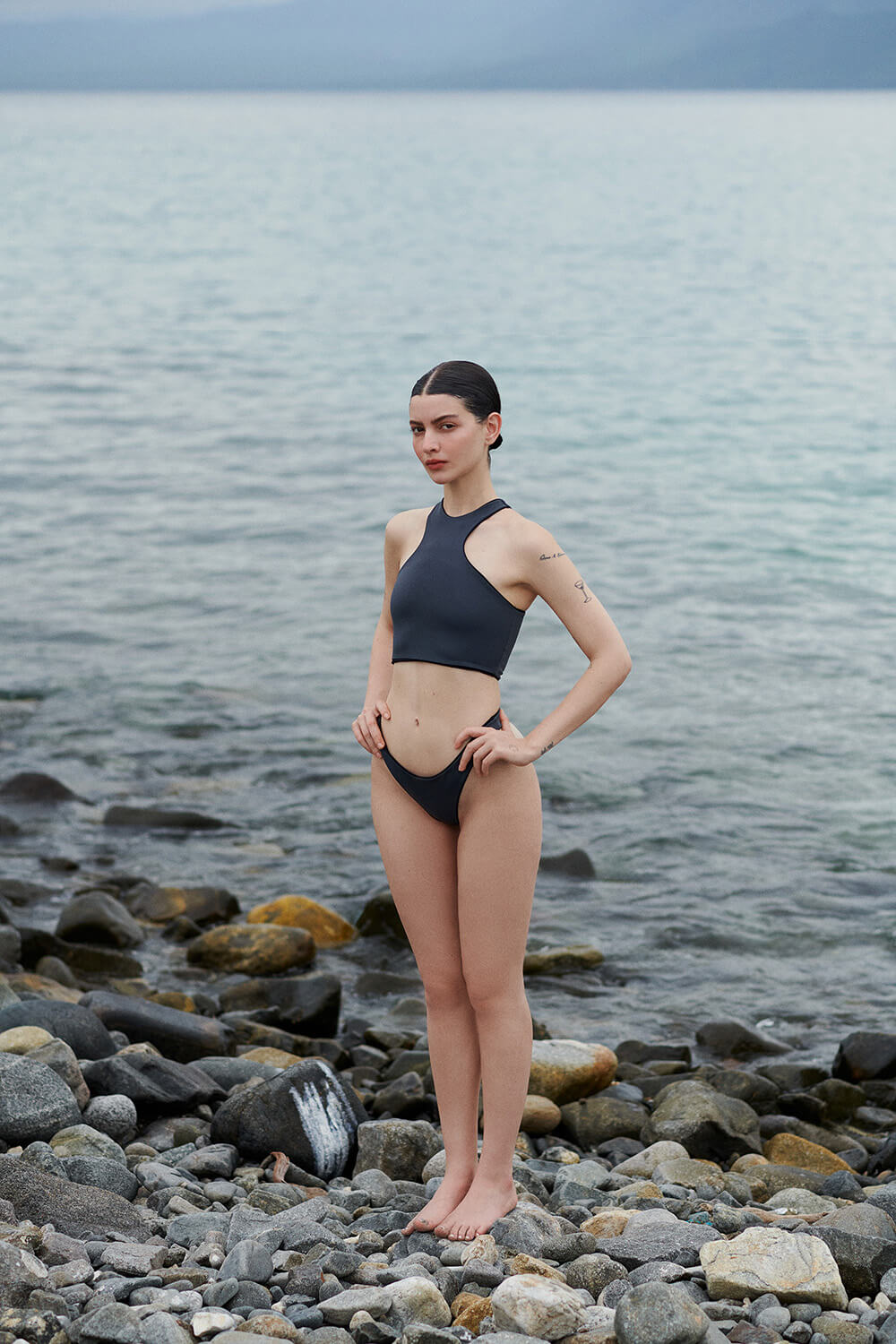 #color_Nero/Titanium