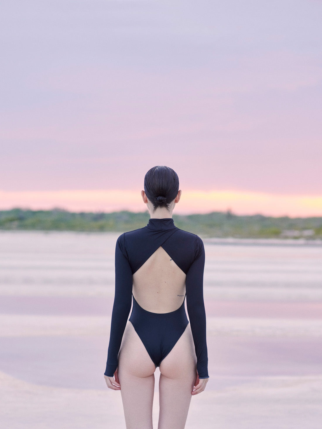 #color_Nero/Titanium